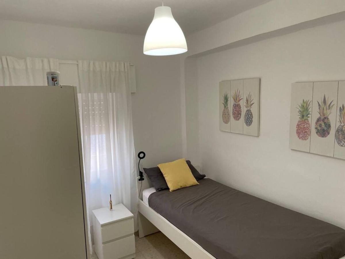 Renovated And Newly Furnished 3 Bedroom Apartment ซานเฟร์นันโด ภายนอก รูปภาพ